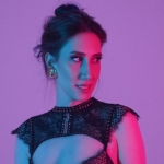 Güçlü sesiyle Alize ‘Hesap Günü’ diyor