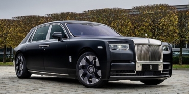 rolls-royce-phantomdan-100-yilina-ozel-ejderha-temasi.jpg