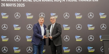kamil-koc-100-yilina-mercedes-benz-turk-otobusleriyle-ilerliyor.jpg