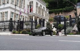 rolls-royce-ghost-series-ii-turkiye-sahnesinde.jpg