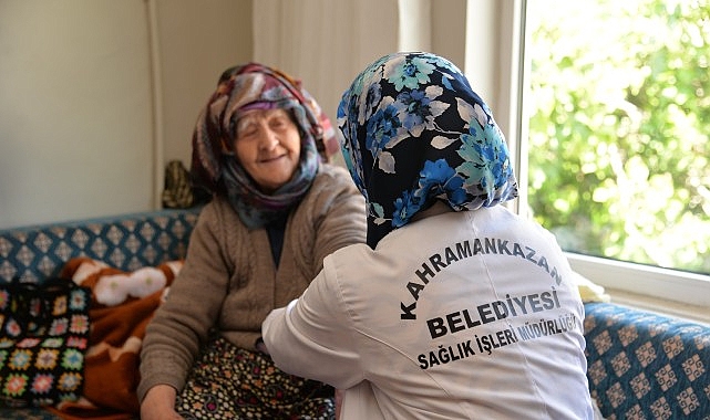 evde-saglik-hizmetleri-devam-ediyor.jpg