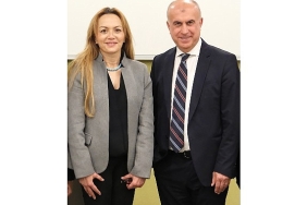 gelecegin-diyabet-tedavisinde-basrol-yuksek-teknoloji-yontemlerin-olacak.jpg