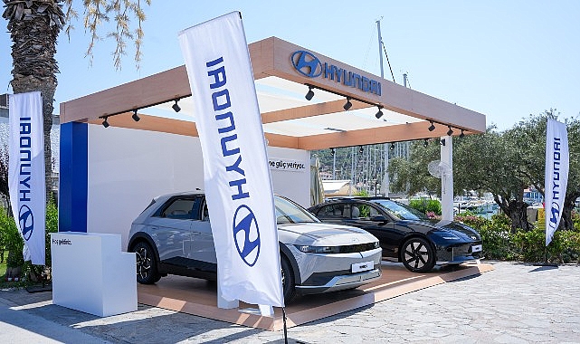 hyundai-yazin-enerjisini-ege-sahillerine-tasiyor.jpg