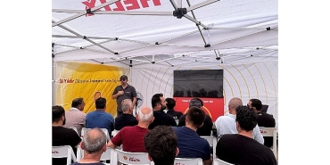 shell-helix-binek-arac-motor-yaglari-kirikkale-ankara-ve-eskisehirde-ustalarla-bulustu.jpg