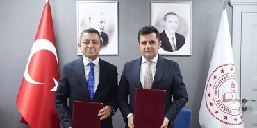 ford-otosan-otomotivde-sektore-entegre-okul-modelini-hayata-geciyor.jpg