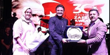 nevsehirde-zafer-bayrami-coskusu-muzikle-yankilandi.jpg