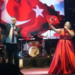 tugce-kandemir-sarayi-salladi.jpg