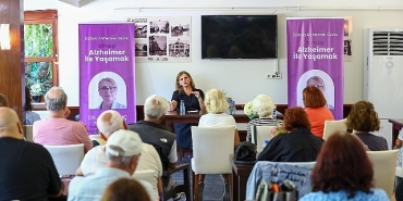 bakirkoyde-alzheimer-ile-yasamak-soylesisi.jpg