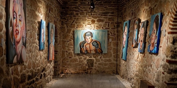 iz-ile-dus-arasinda-bir-yer.jpg