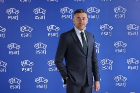 esarj-auto-ozelligi-ile-tek-adimda-kolay-ve-guvenli-sarjlanma-yeniligi.jpg