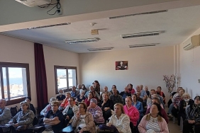 konakin-ileri-yas-merkezinde-seminerler-devam-ediyor.jpg