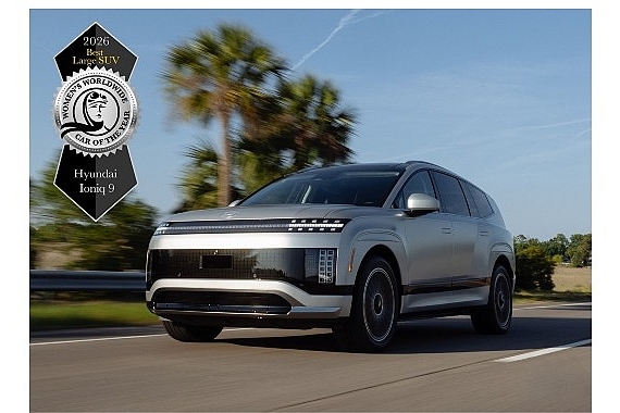 hyundai-ioniq-9-kadinlarin-dunyasinda-yilin-suvu-secildi.jpg