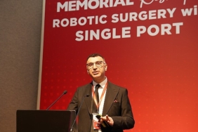 30-ulkeden-200den-fazla-hekim-single-port-teknolojisini-istanbulda-tartisti.jpg