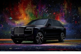 cyril-kongo-imzali-black-badge-cullinan-cagdas-sanat-ile-bespoke-tasarimin-bulusmasi.jpg