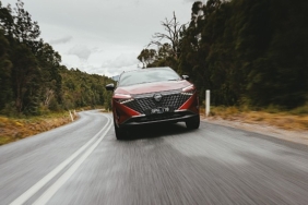 nissan-qashqai-e-power-tek-depo-ile-1300-kilometreyi-asan-surus-performansi.jpg
