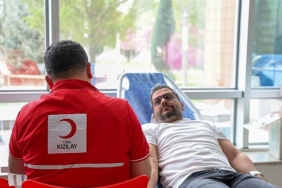 selcuklu-belediyesi-kizilaya-destek-olmayi-surduruyor.jpg
