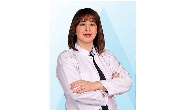 yaz-aylarinda-asiri-terleme-kabus-olabiliyor.jpg