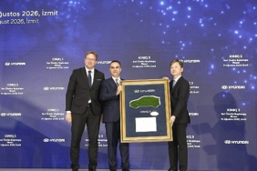 hyundai-motor-turkiye-ilk-elektrikli-araci-ioniq-3un-uretimine-basladi.jpg
