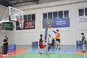 Sokak Basketbolunda Şampiyonlar Kupalarını Aldı